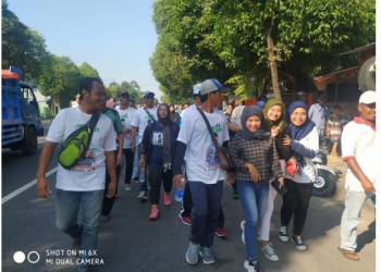 Jalan Sehat Bacabup Tuban Semakin Meriah Dengan Aksi Tawuran Antar Pemuda.