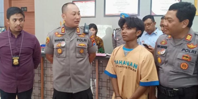 Sebar Foto Bugil Pacar , Pemuda Asal Jatirogo Meringkuk Ditahanan.
