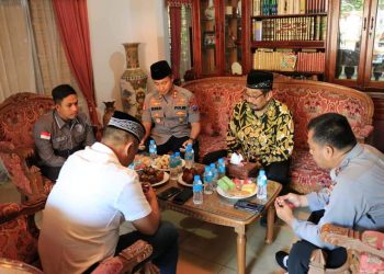 Kapolres Sambangi Ketua FKUB Tuban dan Tokoh Muhamadiyah