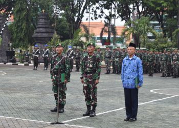 Kodim 0811 Tuban Laksanakan Upacara Pengibaran Bendera Merah Putih
