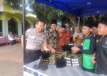 Kapolsek Rengel Dukung Kreativitas Pelajar Dalam Berkarya. Iptu Tommy : Produknya Bagus Sama Seperti Yang Ada di Pasaran