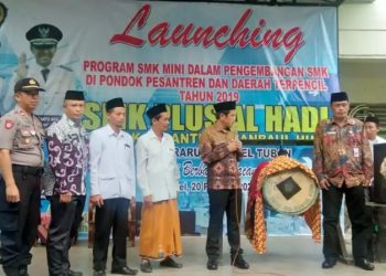 Hadiri Lounching Program SMK Mini , Kapolsek Rengel Beri Apresiasi Program Wirausaha.
