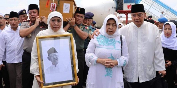 Selamat Jalan Gus Sholah , Kami semua Kehilanganmu.