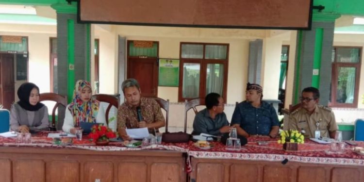 Tak Kantongi Izin, Komisi II DPRD Tuban Tutup Paksa Dua Tambang Ilegal.