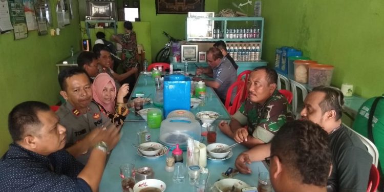 Silaturahmi Bareng Kapolsek dan Danramil rengel bersama Majelis Pers Nasional Korwil Tuban.