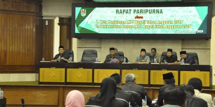LKPJ Bupati Tahun 2019 Dibahas Dalam Rapat Paripurna DPRD Tuban.