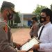 4 Anggota Polres Tuban Terima Penghargaan Dari Kapolres , Setelah Sukses Donorkan Plasma Konvalesen