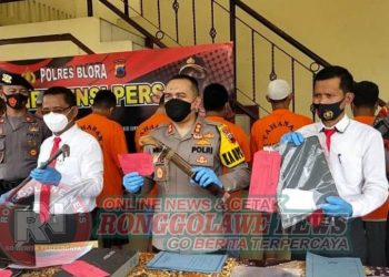 Sekap dan Curi Kayu , Tiga Orang Warga Tuban Diamankan Polres Blora
