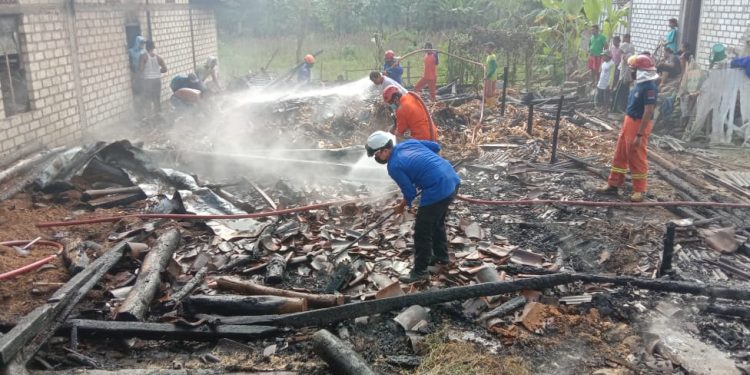 Kebakaran, Sebabkan Rumah plus 5 Ekor Kambing Hangus