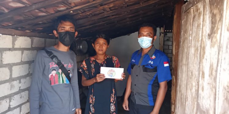 Narti Sampaikan Terima Kasih Pada Group Apa Kabar Grabagan