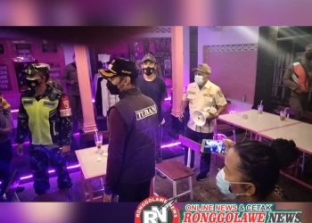 Cafe Cozy Ditertibkan Petugas Gabungan Menindaklanjuti PPKM Darurat Covid-19