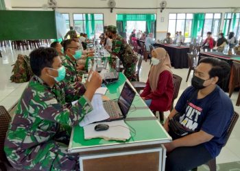 Antusias Masyarakat Ikuti Vaksinasi Tahap Kedua di Kodim 0811 Tuban