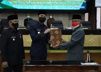 DPRD Tuban dan Bupati Sepakat dan Tanda Tangani KUPA-PPAS TA 2021  