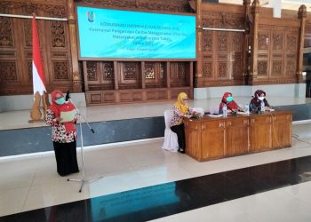 Komunikasi Informasi dan Edukasi (KIE) Keamanan Pangan dan Cerdas Menggunakan Obat bagi Masyarakat di Kabupaten Tuban Tahun 2021