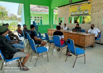 Pertanyakan Transparansi Dana Kompensasi Dari PT SBI, Warga Geruduk Balai Desa Glondonggede