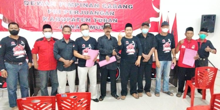 Rapat Konsolidasi Banteng Ronggolawe Penyerahan SK Kepengurusan Korcam Barong