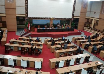 Penyampaian Nota Penjelasan Bupati Mojokerto terhadap Raperda tentang APBD Tahun 2022