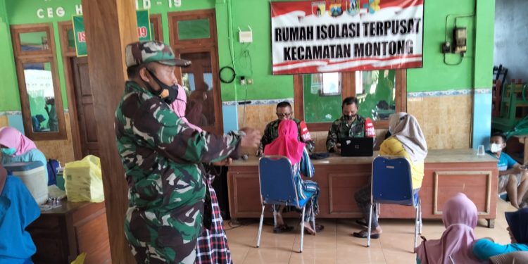 Babinsa Koramil 0811/19 Montong Tuban Ajak Untuk Tinggkatkan Herd Immunity