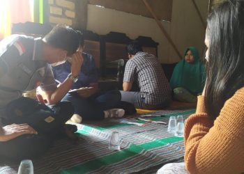 Tipikor Polres Tuban Datangi Keluarga Penerima Manfaat (KPM) Desa Tluwe