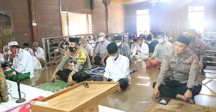 Melalui Safari Jum’at, Kapolres Tuban Ajak Masyarakat jaga Kerukunan antar Umat beragama