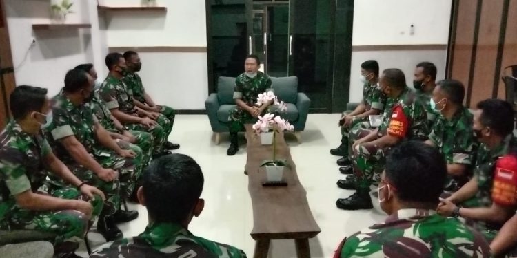 Berikan Apresiasi Kepada Prajurit Purna Satgas Apter Kodam Cendrawasih, Ini Pesan Dandim 0811 Tuban