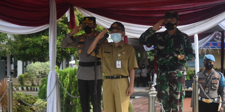 Cegah Varian Omicorn, Forkopimda Tuban Gelar Apel Pamor Keris