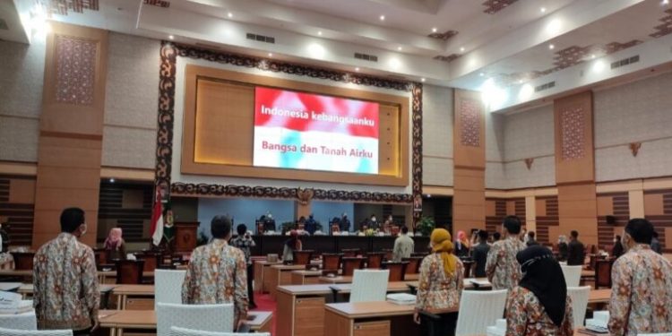 DPRD Kabupaten Mojokerto Gelar Rapat Paripurna Agenda Penyampaian Pendapat Bupati Terhadap Dua Raperda