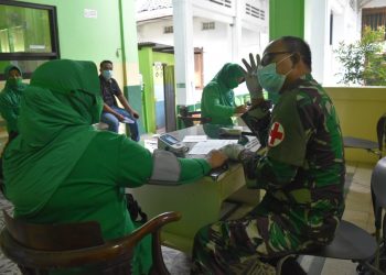 Cegah Omicron, Persit KCK Cab. XXVI Ikut Vaksin Booster