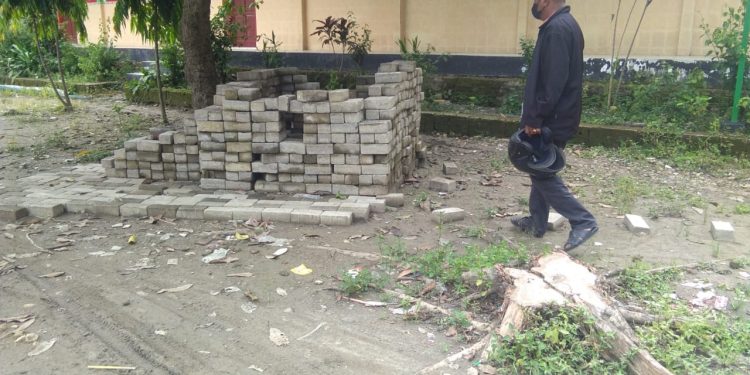 Kayu Jati Barter Dengan Paving Bekas