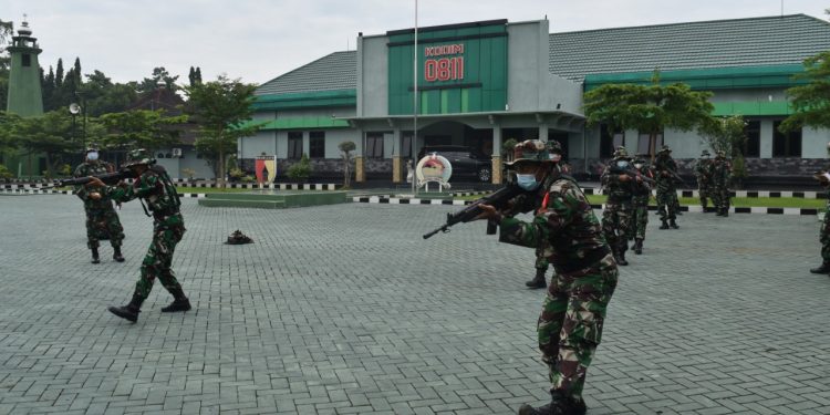 Kodim 0811 Tuban Asah Kemampuan Militer Melalui Latorsar