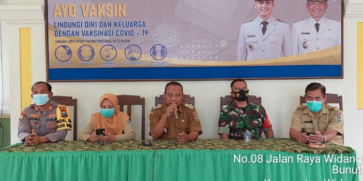 Kapolsek Widang Rakor  Anev dan Sosialisasi Mobil Vaksin Siaga Bersama Forkopimka dan Puskesmas