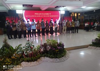 Pisah Sambut Ketua PN Mojokerto Dari Sutrisno Kepada Sarudi