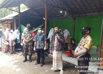 Mobil Vaksin Pedesaan Berikan 3 Jenis Dosis Vaksin Pada Santri di Ponpes