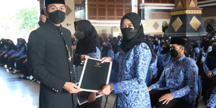 Bupati Tuban : Kerja Harus Berbasis Aturan. Jika ada perintah atasan Tidak Sesuai Aturan, Harus Ditolak Dasarnya Aturan