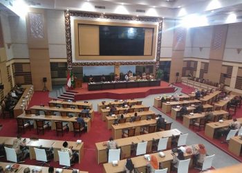 Rapat Paripurna DPRD Kabupaten Mojokerto, Wakil Bupati Mojokerto Sampaikan LKPJ Bupati Tahun Anggaran 2021