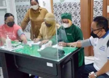 Dinkes Kota Kediri Berikan Vaksin Booster Kepada Pengacara Peradi Kediri Raya