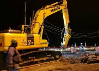 Jembatan Ngaglik Lamongan Dalam Perbaikan, Gubernur Jatim : H-10 Diupayakan Dapat Dilalui