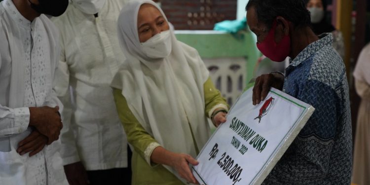 Warga Sambut Gembira, Bupati Anna Akan Bangun Jembatan Gladag dan Beri Beasiswa RPL Desa khusus untuk para Pegiat Desa