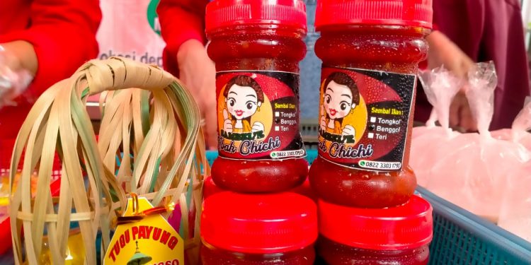 Semua Kalangan Merasa Cocok Dengan Pedasnya Sambel’e Mbak Chichi