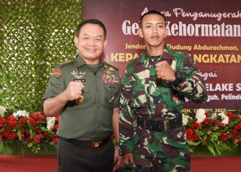 Kasad Wujudkan Mimpi Henz Songjanan Jadi Prajurit TNI AD