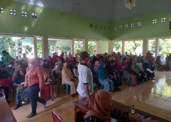 332 KK Warga Desa Parang Terima BPNT dan BLT Minyak Goreng 2022