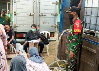 Ditengah Melonjaknya Harga, Dinas Perdagangan Bojonegoro Salurkan 10.000 Liter Minyak Goreng Bersubsidi