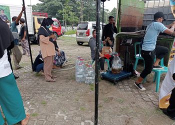 Warga Bojonegoro Serbu Pasar Murah Mandiri di Pasar Wisata