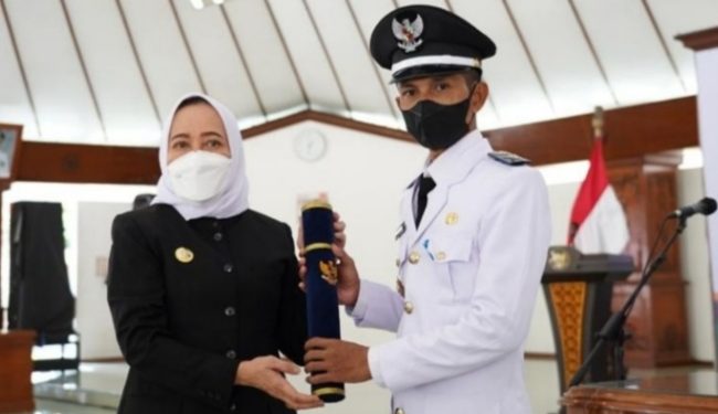 Kusnadi Kades PAW Desa Kesongo Dilantik Bupati Anna