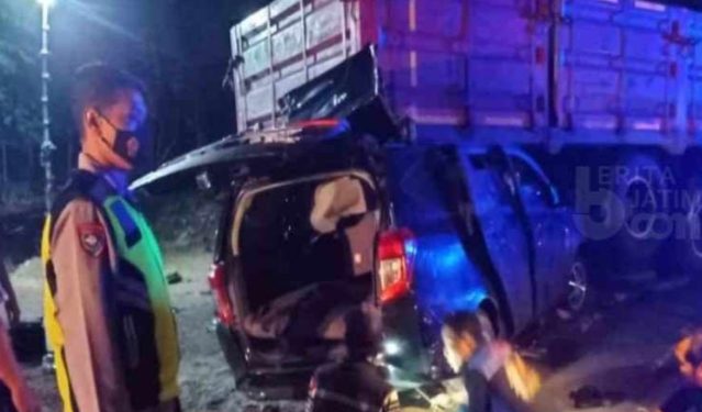 5 Korban Meninggal Dunia Dalam Kecelakaan di Jatipeteng