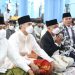 Bersama Keluarga, Mas Bupati Sholat Idul Fitri di Masjid Agung Tuban