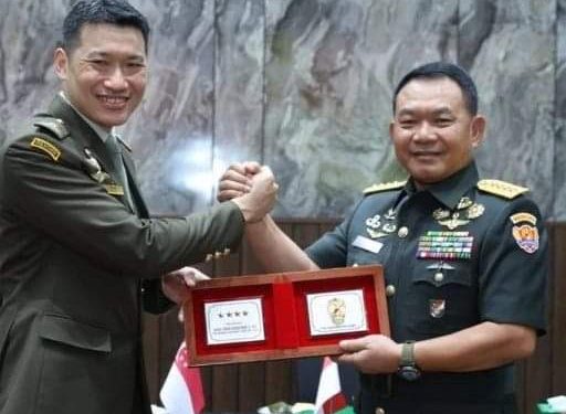 Terima Kunjungan Kehormatan Panglima AD Singapura, Kasad Apresiasi Kerja Sama yang Erat Antara TNI AD – AD Singapura