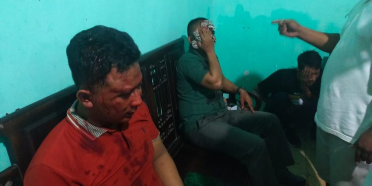 Ditangkap dan Dihakimi Massa, 4 Orang Mengaku Oknum Polri Peras Warga Dengan Modus Terlibat Narkoba