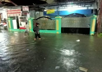 Akibat Hujan Yang Cukup Deras,wilayah Kota Bojonegoro Terendam Banjir