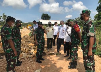 Dandim 0811 Tuban Bersama Forkopimda Dampingi Pamen Ahli Bid. Sosbud Pangdam V /BRW, Tinjau Lokasi TMMD
